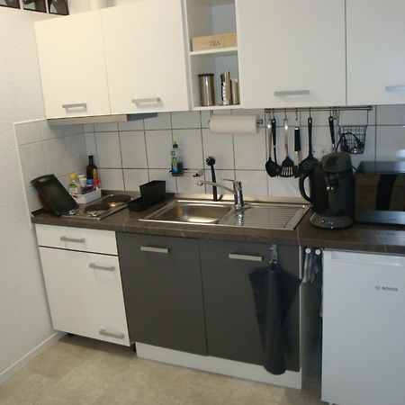 Cenet 1 Zimmer Apartment 진델핑겐 외부 사진