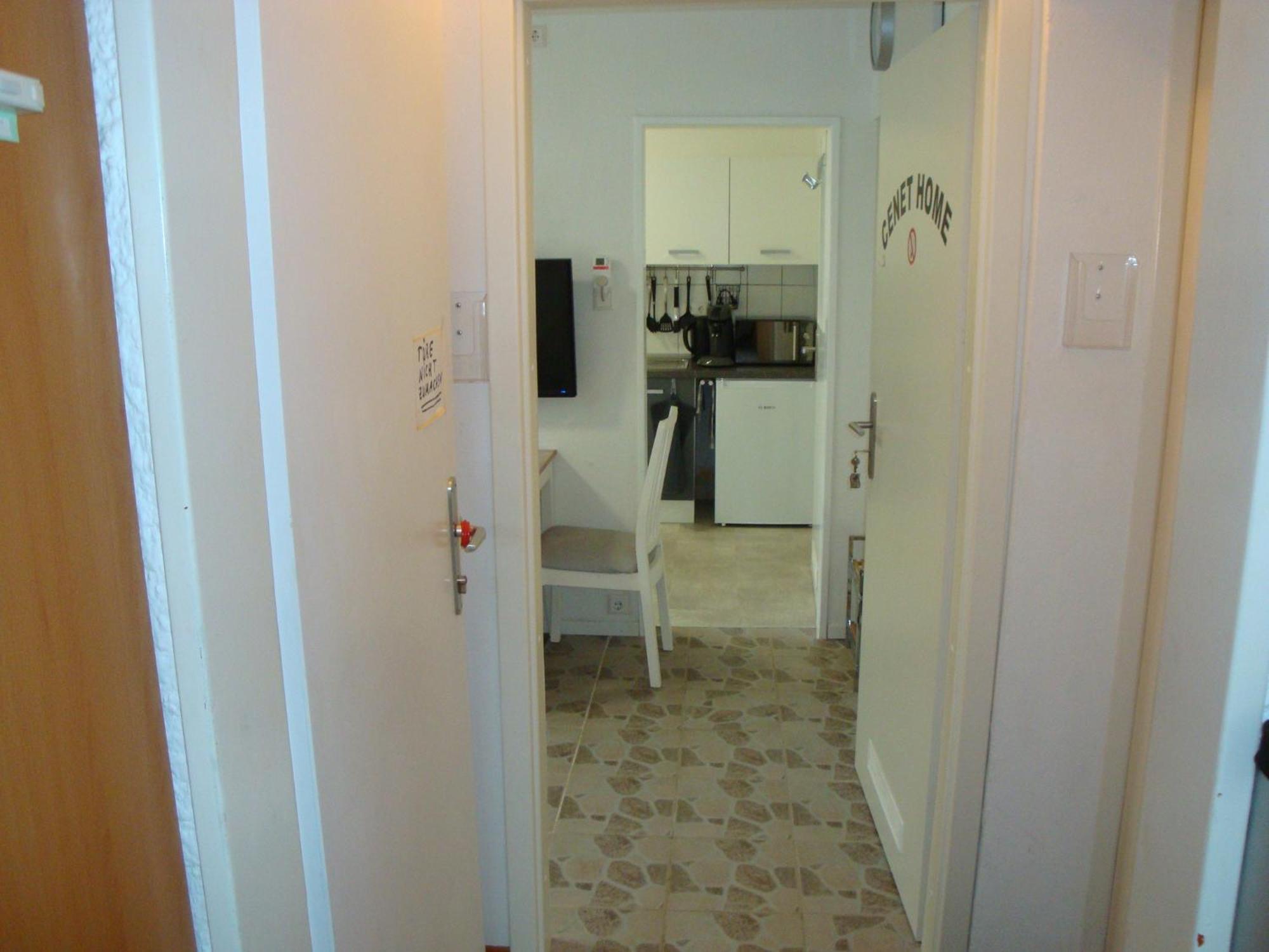 Cenet 1 Zimmer Apartment 진델핑겐 외부 사진
